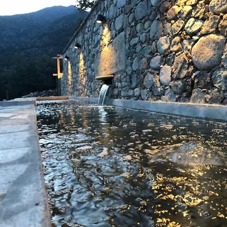 Maison En Pierre Corse Avec Vue Proche Des Gorges De L'asco Entre Montagne Et Piscine 别墅