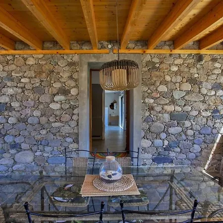 Maison En Pierre Corse Avec Vue Proche Des Gorges De L'asco Entre Montagne Et Piscine Villa *