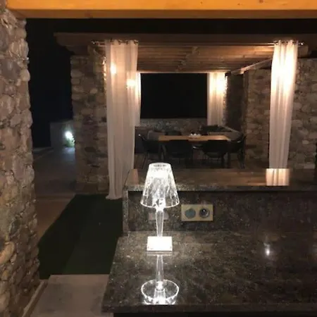Maison En Pierre Corse Avec Vue Proche Des Gorges De L'asco Entre Montagne Et Piscine