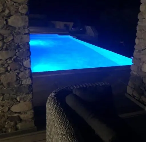 Maison En Pierre Corse Avec Vue Proche Des Gorges De L'asco Entre Montagne Et Piscine Vila Moltifao