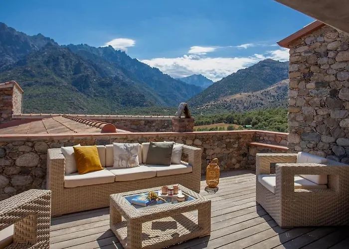Maison En Pierre Corse Avec Vue Proche Des Gorges De L'asco Entre Montagne Et Piscine Vila *