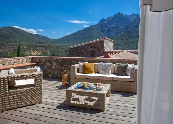 Maison En Pierre Corse Avec Vue Proche Des Gorges De L'asco Entre Montagne Et Piscine Vila *